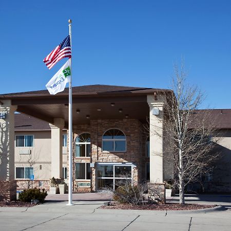 Holiday Inn Express Hotel & Suites Torrington By Ihg Exterior photo
